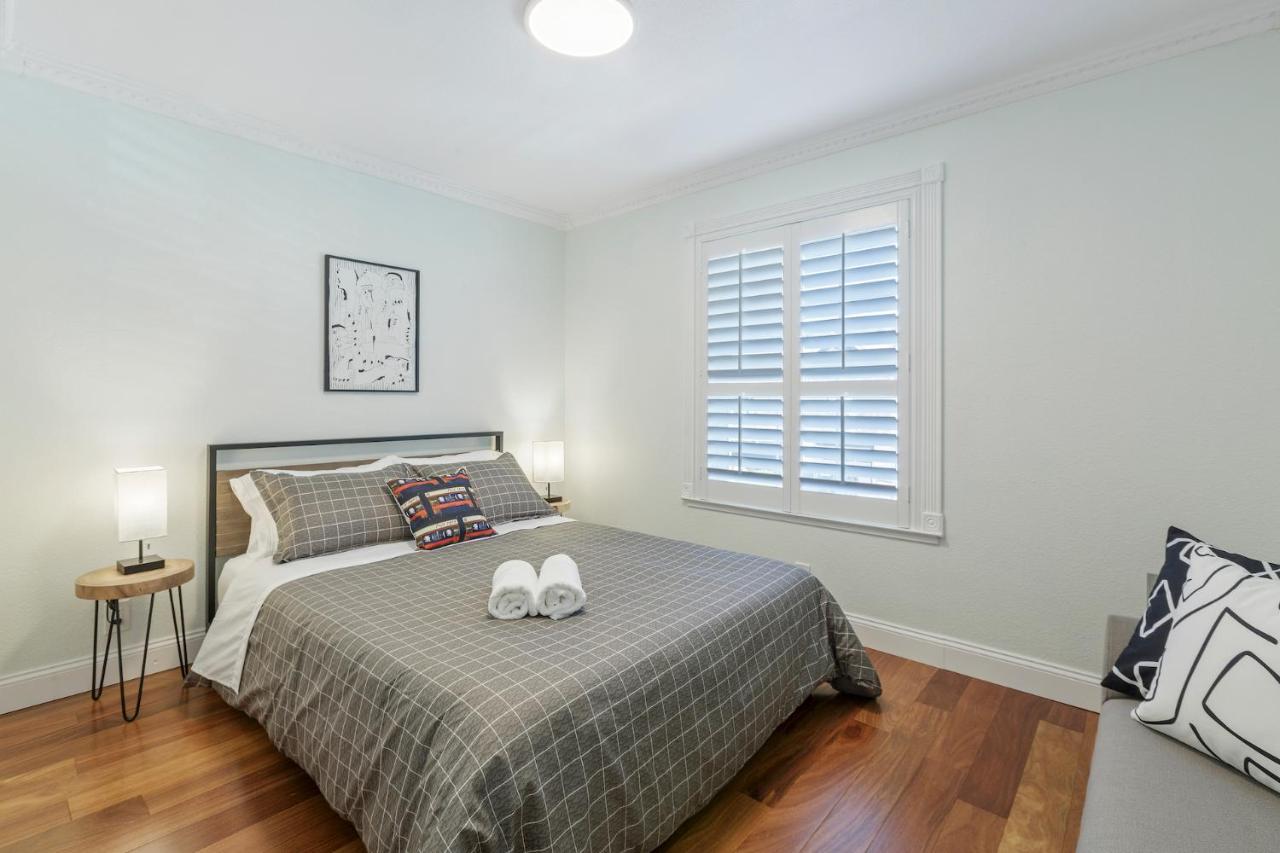 @ Marbella Lane - Buckingham Place Laundry + P باسيفيكا المظهر الخارجي الصورة